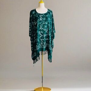 0008/ Dark Green Poncho With Fringed, Breathable Fabric, Lightweight Top